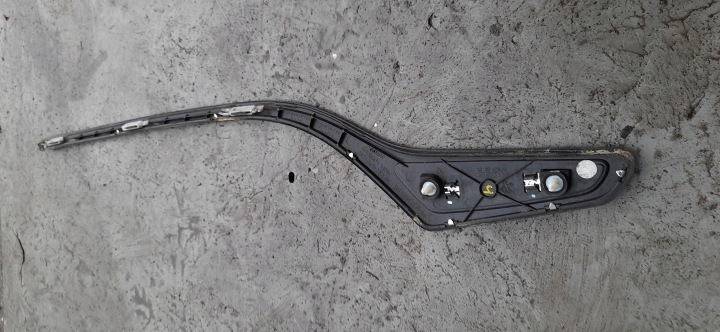 MOULURE GARDE-BOUE GAUCHE ARRIÈRE 208 I GTI 9675024280