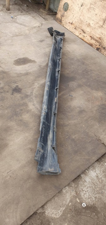 NISSAN JUKE I F15 REVÊTEMENT MOULURE SEUIL GAUCHE 768511KA6A