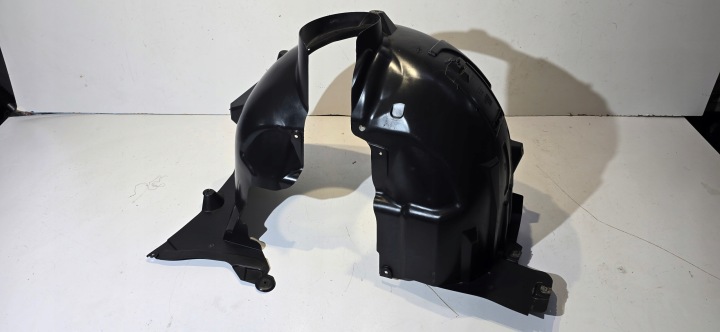 MERCEDES CLA PASSAGE DE ROUE AVANT GAUCHE AVANT A2466900830