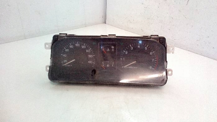 COMPTEUR DAIHATSU FEROZA F300 1,6B 83010-87671