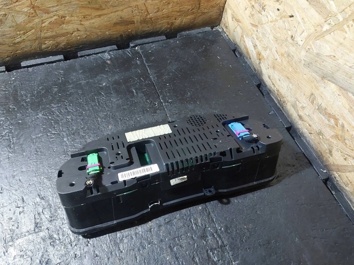 COMPTEUR COMPTEUR DE VITESSE AUDI A6 C5 4B 1.9TDI 4B0920900F