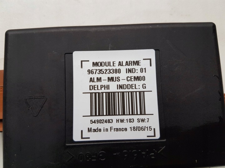 2015 CITROEN C4 GRAND PICASSO CENTRE ALARME 9673523380