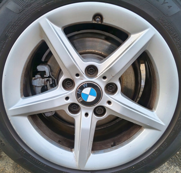 AILE GAUCHE DROIT PARE-CHOCS PHARE ORDINAIRE PROJECTEUR BMW 118D F20 LCI 15- C10