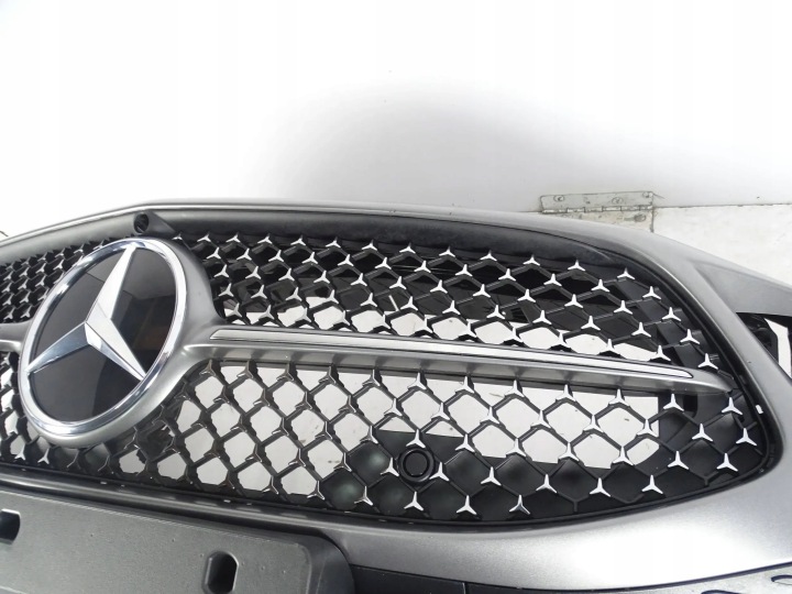 PARE-CHOCS AVANT AVANT MERCEDES CLA 118 AMG W118