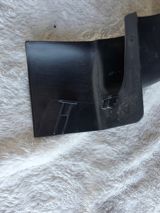 PROTECTION CHARNIÈRES ARRIÈRE COUVERCLES DE COFFRE GAUCHE AUDI A4 8W B9 8W5971821