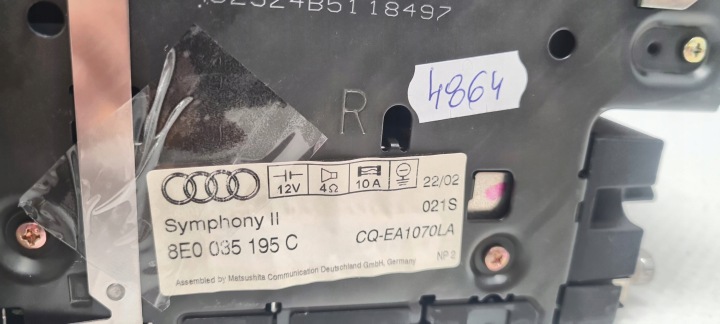 AUDI A4 B7 AVANT RESTYLAGE RADIO 6-CD CASSETTE 8E0035195C AVEC CODE