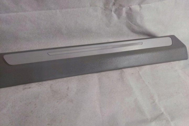 AVANT DROITE MOULURE DÉCORATIVE SEUIL AUDI A8 D2 (4D2, 4D8) 4H1867272C 4.0L