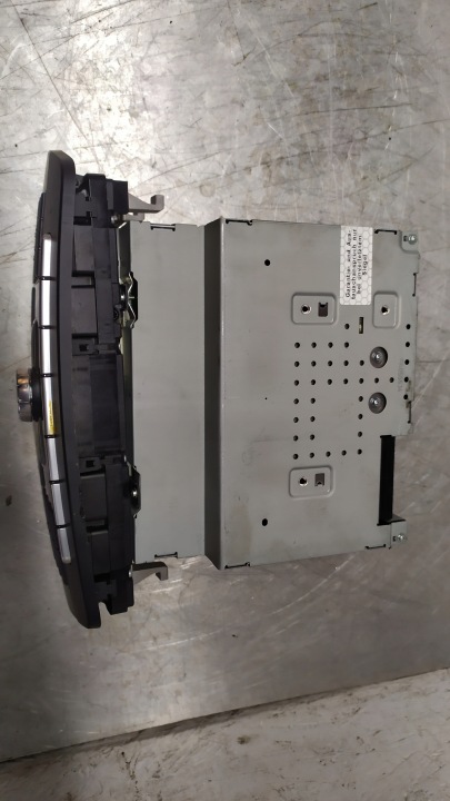 MERCEDES C CLASSE W204 RADIO NAVIGATION A2049011803
