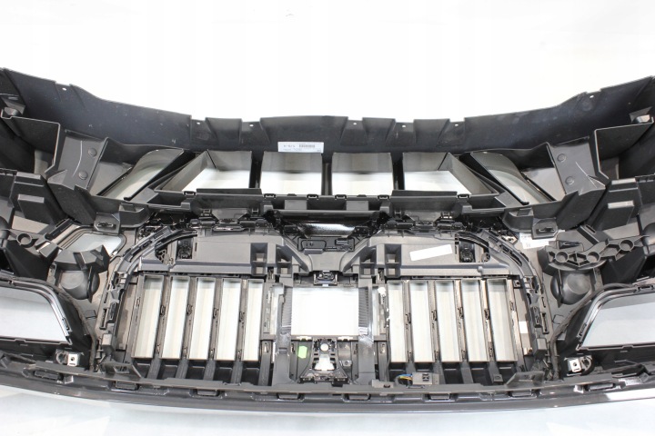 PARE-CHOCS AVANT MODULE BMW G70 EUROPE C36 DRAVITGRAU