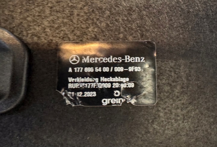 2023 MERCEDES A-KLASA W177 2018-2026 ÉTAGÈRE COUVERCLES DE COFFRE NOIRE ORIGINAL