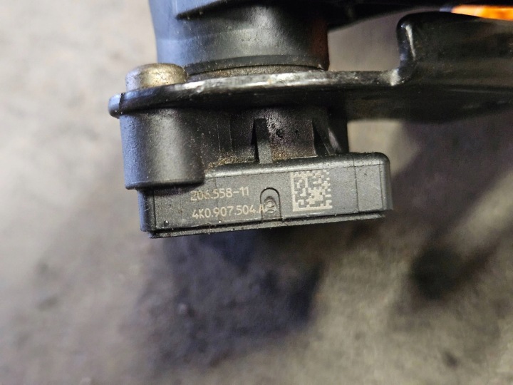2021 AUDI A6 S6 C8 4K CAPTEUR SUSPENSIONS PNEUMATIQUE AVANT 4K0907504A