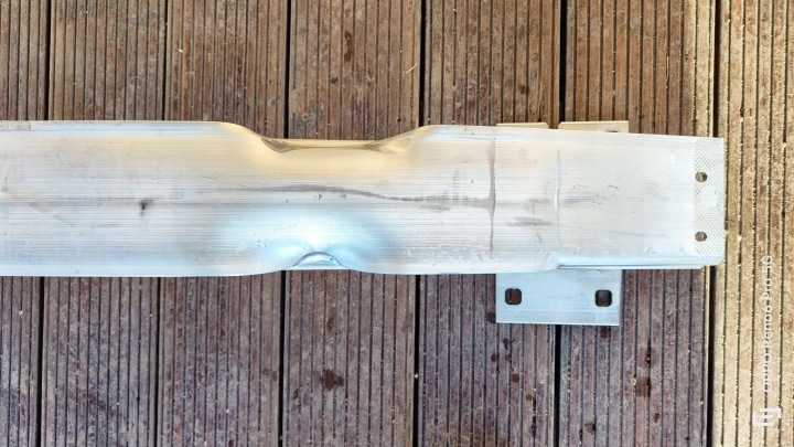 POUTRE ZMOCNIENIE COURROIE PARE-CHOCS AVANT AUDI TT 8S0807109B