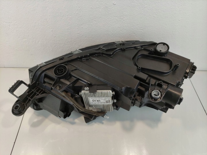 SKODA FABIA MK IV 4 PHARE GAUCHE AVANT COMPLET LED EUROPE 6VB941015B
