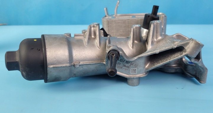 MERCEDES W206 C200 CHÂSSIS FILTRE HUILES A6541800410