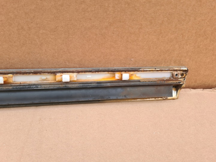 MOULURE PORTES GAUCHE DROITE AVANT AVANT AUDI A6 C5