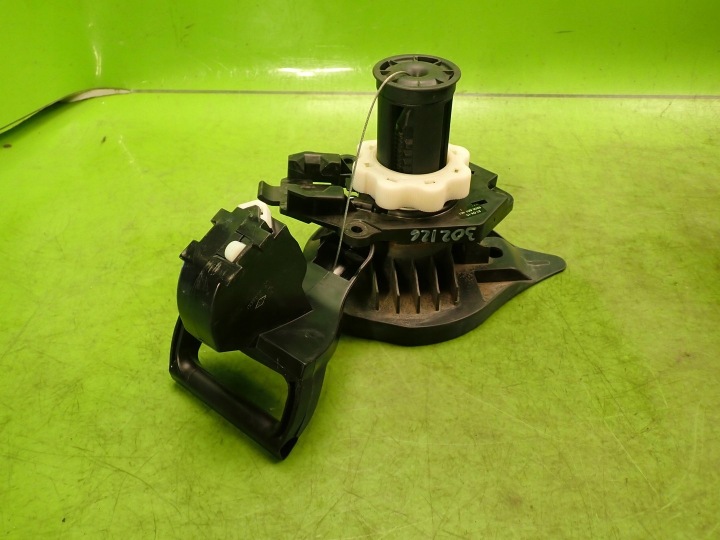 LÈVE-VITRE ROUES DE RÉSERVE RENAULT CLIO III 3 LIFT ,IV 8200922466