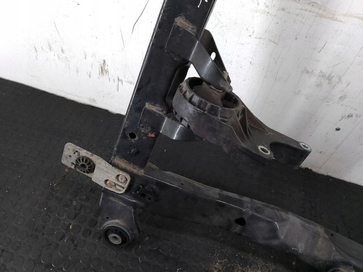 WOZEK,TRAWERS AVANT OPEL ZAFIRA C RESTYLAGE 367973422 13470627 1.4 16V