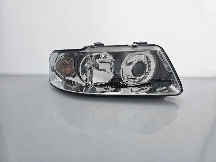 LAMP LAMP AUDI A3 8L FACELIFT 2000-2003 RIGHT photo 1 - milautoparts-fr.ukrlive.com