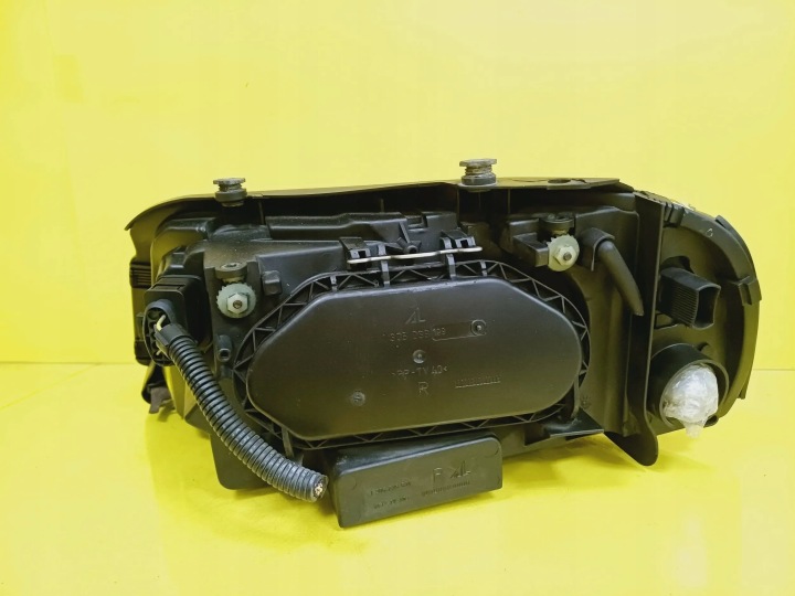 PROJECTEUR PHARE DROITE SEAT ALHAMBRA I LIFT 7M7941016M 0301182212 NR332
