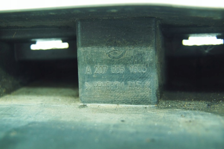 MERCEDES-BENZ OE A2078850224