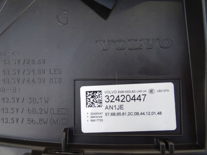 PHARE COMPLET LED MIDLED CÔTÉ GAUCHE VOLVO S90, V90 32420447 EN TRÈS BON ÉTAT ÉTAT