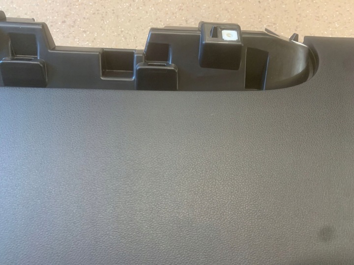 MOULURE DÉCORATIVE HYUNDAI IONIQ 5 84760GI000
