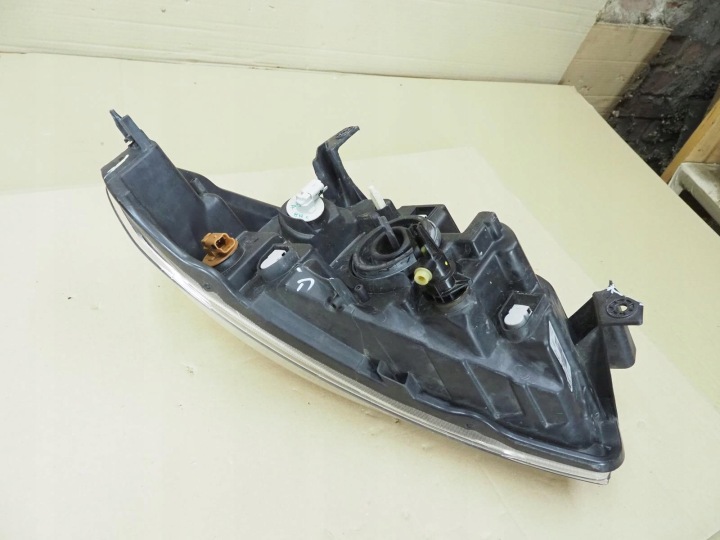 PHARE AVANT AVANT DROITE DACIA LODGY DOKKER 260102414R 90008171