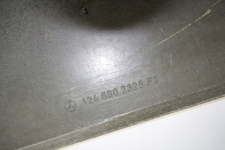 MERCEDES W124 VISIÈRE PAVILLON PROTECTION GARNITURE TOITS 1246902325 UNIVERSEL ARRIÈRE