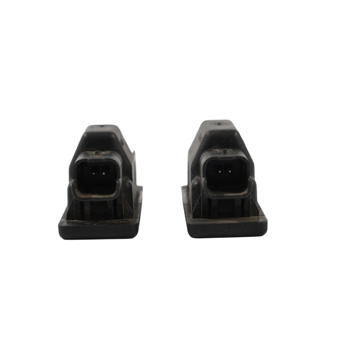 MERCEDES VITO W639 SPRINTER W906 AMPOULE CADRE DE PLAQUE D'IMMATRICULATION A6398200256