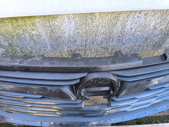 OPEL GRANDLAND X 17- CALANDRE GRILLE CALANDRE YP00023977 LUBUSKIE