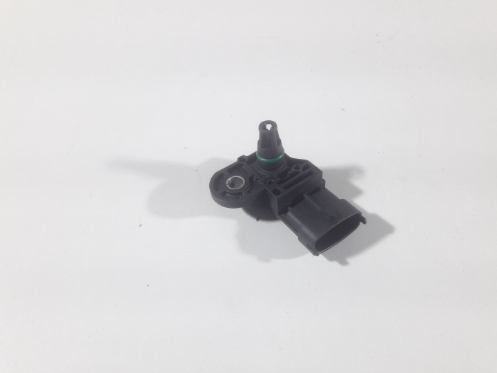 VOLVO V40 1.6 D2 12- CAPTEUR CHARIOT 0261230299