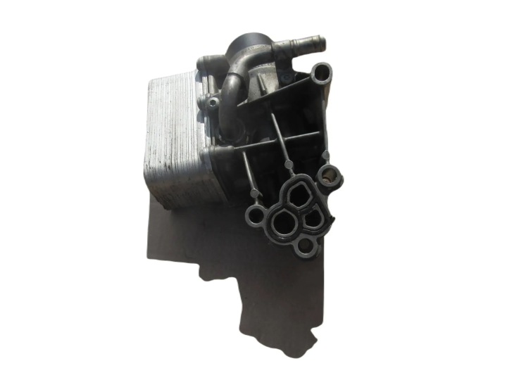MERCEDES A W176 176 W117 117 AMG RADIATEUR HUILES 1331880001