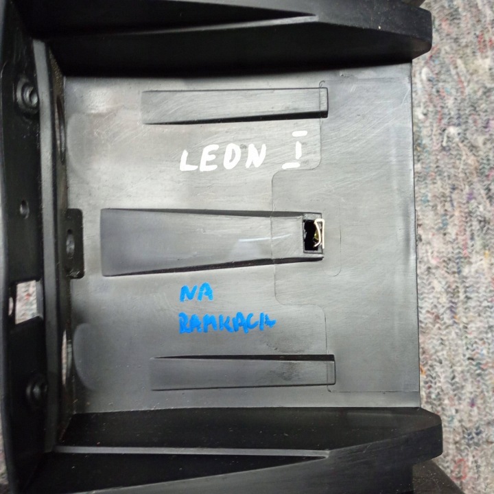 CHÂSSIS RADIO CONSOLE CENTRALE SEAT TOLEDO II 2 LEON I 1M0863243