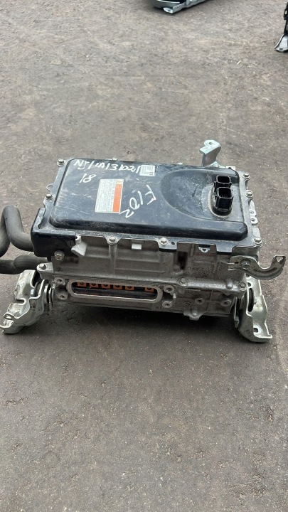 INWERTER AVEC CONVERTISSEUR TOYOTA COROLLA 2020 G920047330