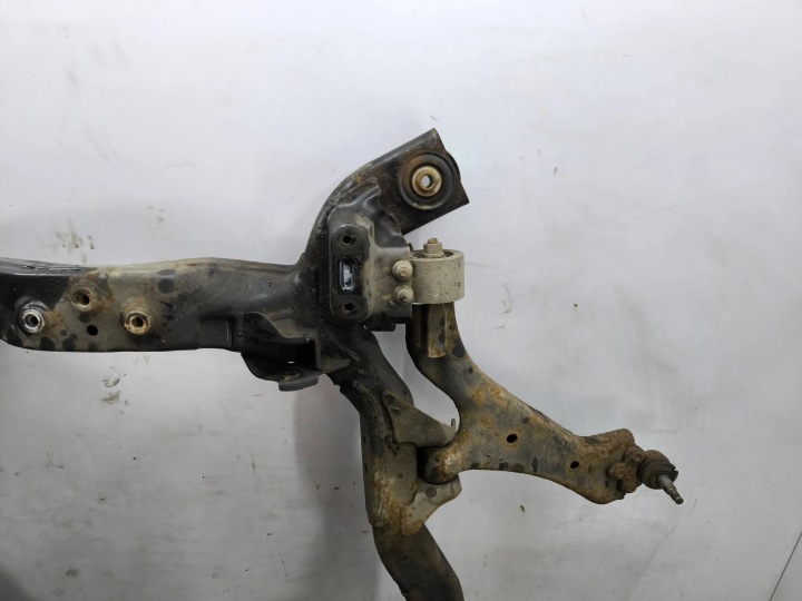 CHÂSSIS AVANT OPEL ANTARA