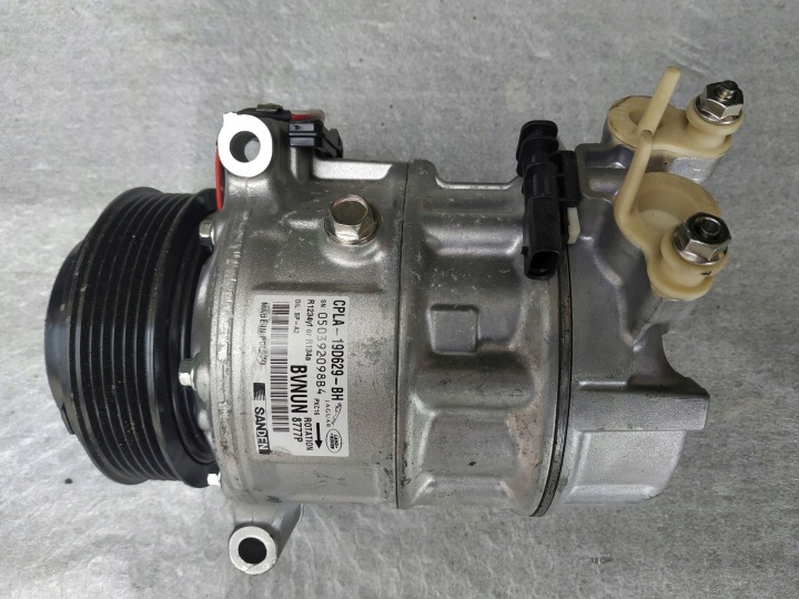 LAND ROVER RANGE ROVER L405 TURBOCOMPRESSEUR AX2Q6K682CC,
