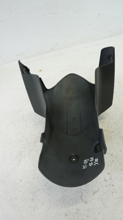 J30 YAMAHA MT-09 MT09 17-21 AILE PASSAGE DE ROUE AVANT B7N-21511