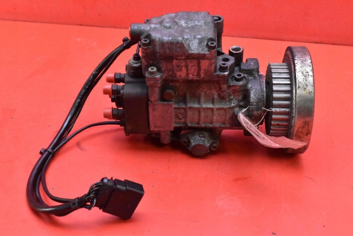POMPE INJECTION 074130115B 0460415983 VW TRANSPORTER T4 2.5 TDI 102KM 90-03