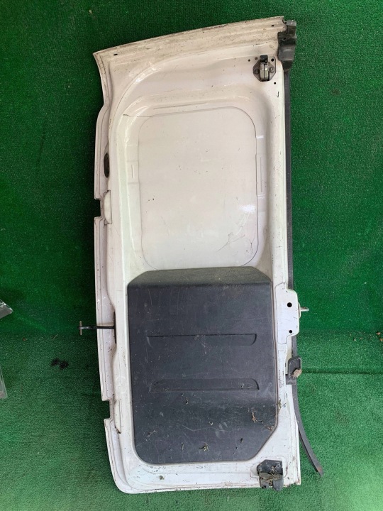 PORTES ARRIÈRE ARRIÈRE DROIT SKRZYDELKA FIAT DOBLO II OPEL COMBO D WWA