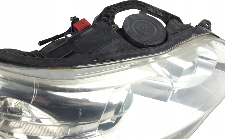 CITROEN C5 III LIFT X7 PHARE AVANT DROITE DIRECTIONNELLE BI-XENON LED 9674869880 EUROPE