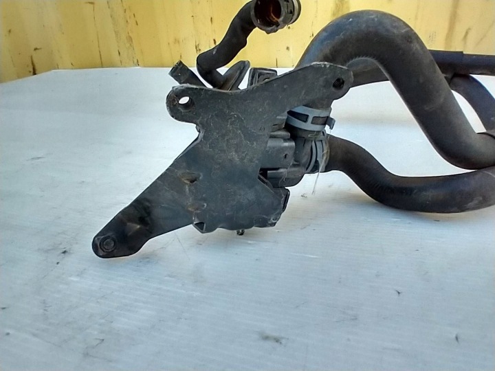 AUDI A6 C7 2013 POMPE CIRCULATION CIRCULATION EAU