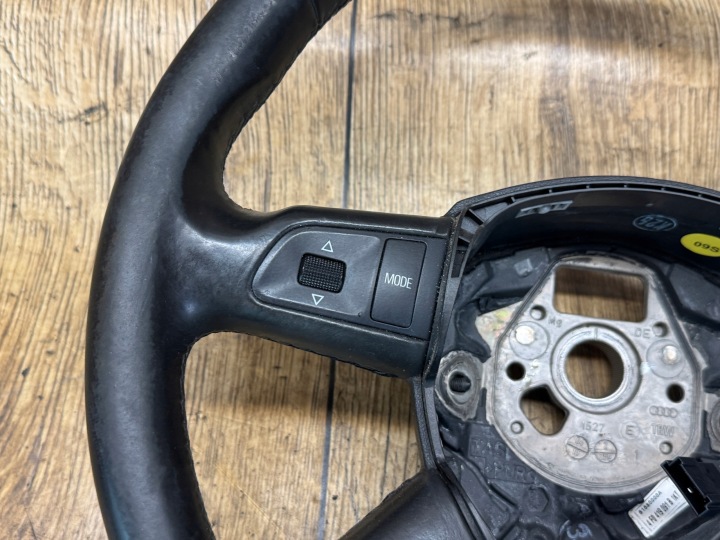 AUDI A6 C6 VOLANT MULTIFONCTION AIRBAG NOIRE CUIR 4F0419091B CUIR