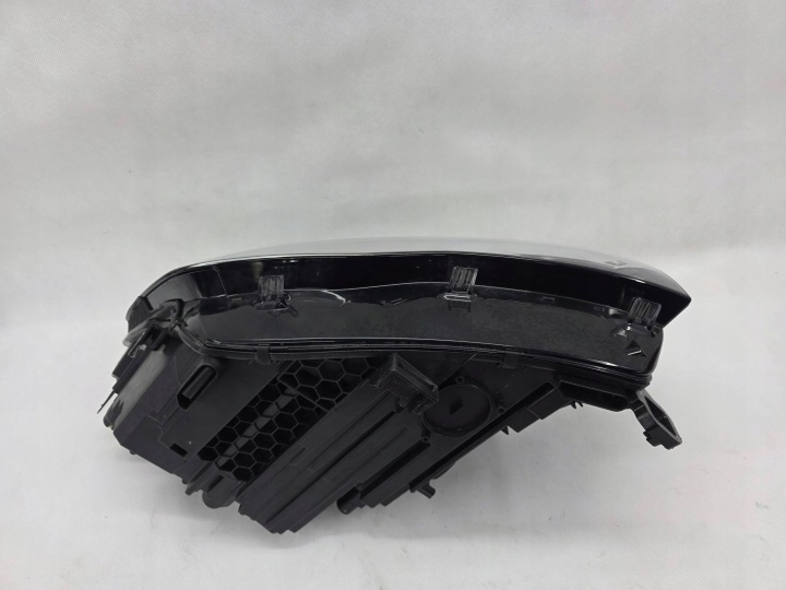 VW VOLKSWAGEN PASSAT B9 571 PHARE AVANT DROITE COMPLET LED EUROPE 571941036C