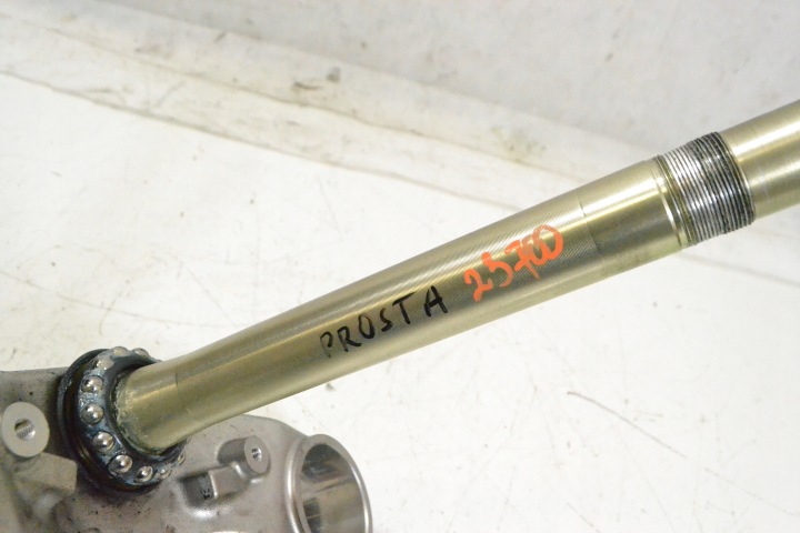 INFÉRIEURE ÉTAGÈRE FOURCHETTE HONDA RADIO 1000 R CB1000R NEO