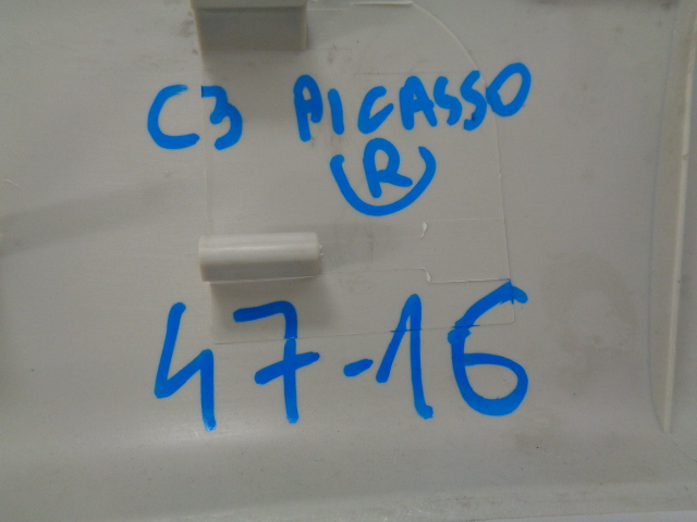 C3 PICASSO MOULURE PROTECTION MONTANTS DROITE 9670483580