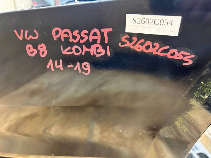 VW PASSAT B8 3G9 14-19 UNIVERSEL R-LINE PARE-CHOCS ARRIÈRE ARRIÈRE