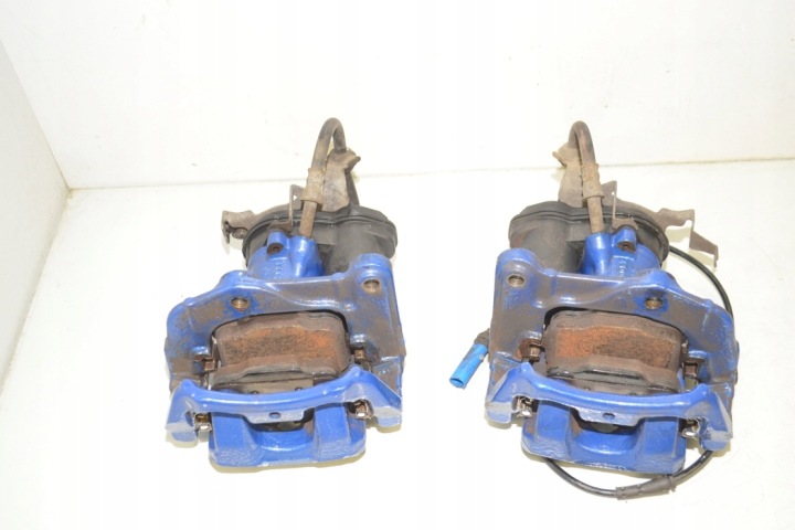 KIT ZACISKOW I DISQUE DE FREIN FREINS BMW 5 TOURING (G31) 6891303 3.0L DIESEL