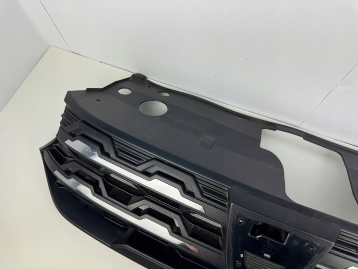 GRILLE CALANDRE CHROME DACIA JOGGER SANDERO III 622560884R 623107209R