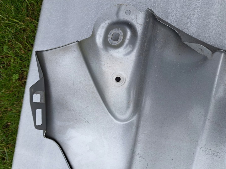 MERCEDES B246 W246 AILE DROIT AVANT AVANT D1361