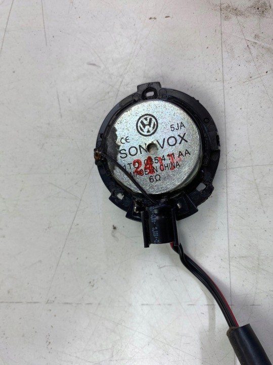 VW TOURAN HAUT-PARLEUR SYCZEK 1T0035411AA